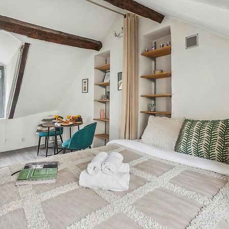 Place Des Vosges & Le Marais - Cityapartmentstay Paris Bagian luar foto