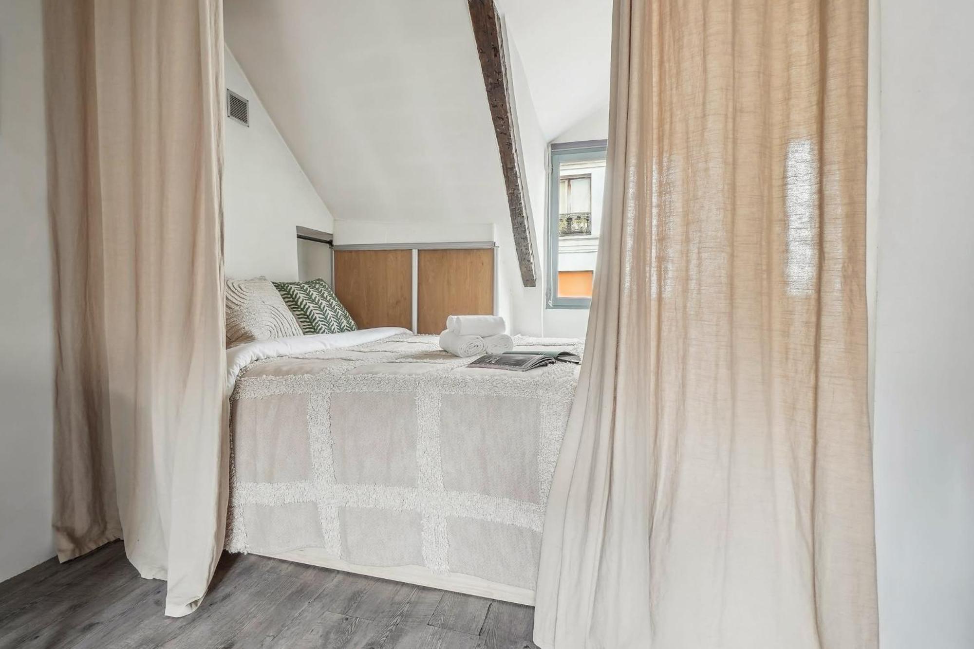 Place Des Vosges & Le Marais - Cityapartmentstay Paris Bagian luar foto